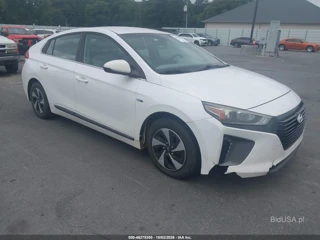 HYUNDAI HYUNDAI IONIQ HYBRID SEL