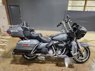 HARLEY-DAVIDSON FLTRK