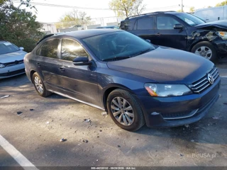 VOLKSWAGEN VOLKSWAGEN PASSAT 2.5L S