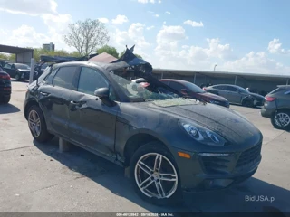 PORSCHE PORSCHE MACAN