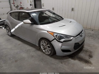 HYUNDAI HYUNDAI VELOSTER BASE W/BLACK