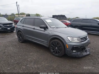 VOLKSWAGEN VOLKSWAGEN TIGUAN 2.0T SE/2.0T SE R-LINE BLACK/2.0T SEL