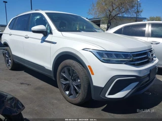VOLKSWAGEN VOLKSWAGEN TIGUAN 2.0T SE