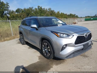 TOYOTA TOYOTA HIGHLANDER XLE