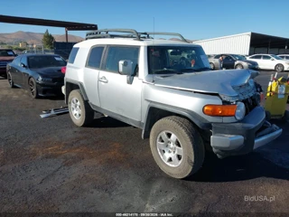 TOYOTA TOYOTA FJ CRUISER
