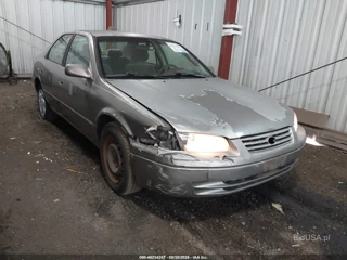 TOYOTA TOYOTA CAMRY CE/LE/XLE
