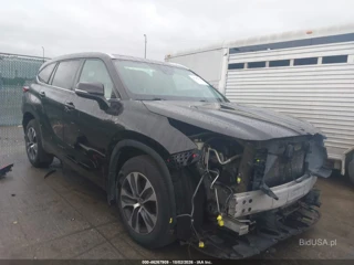 TOYOTA TOYOTA HIGHLANDER XLE