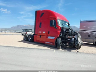 FREIGHTLINER FREIGHTLINER NEW CASCADIA 126