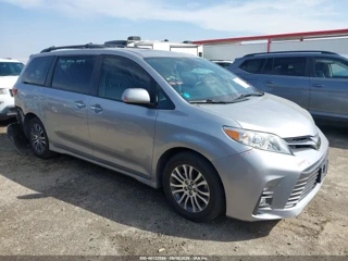 TOYOTA TOYOTA SIENNA XLE 8 PASSENGER