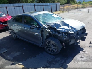 KIA KIA FORTE GT-LINE