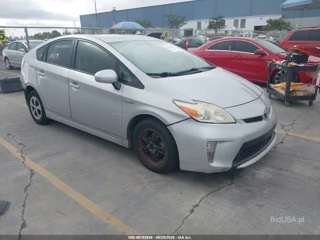 TOYOTA TOYOTA PRIUS TWO