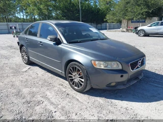 VOLVO VOLVO S40 T5/T5 R-DESIGN