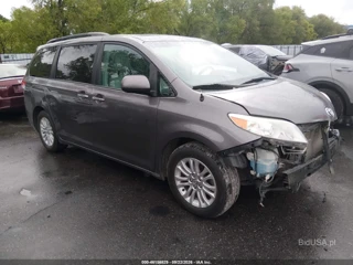 TOYOTA TOYOTA SIENNA XLE V6 8 PASSENGER