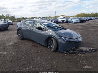 TOYOTA TOYOTA PRIUS LE