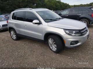 VOLKSWAGEN VOLKSWAGEN TIGUAN SE