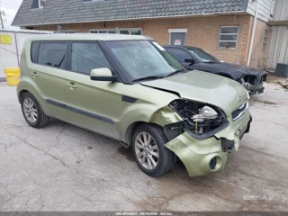 KIA KIA SOUL +
