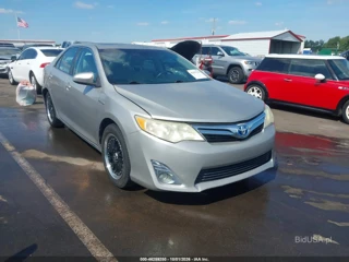 TOYOTA TOYOTA CAMRY HYBRID XLE