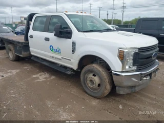FORD FORD F-350 CHASSIS XL