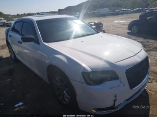CHRYSLER CHRYSLER 300 LIMITED AWD