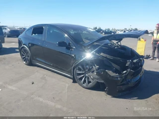 TESLA TESLA MODEL X DUAL MOTOR ALL-WHEEL DRIVE/STANDARD RANGE