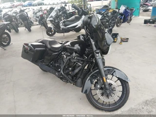 HARLEY-DAVIDSON HARLEY-DAVIDSON FLHXS STREET GLIDE SPECIAL