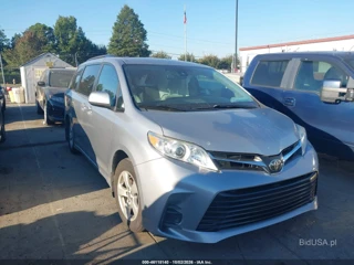 TOYOTA TOYOTA SIENNA LE 8 PASSENGER