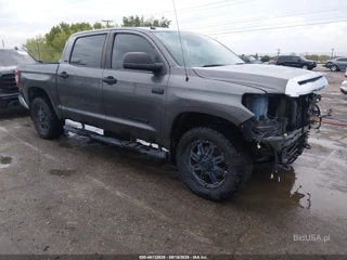TOYOTA TOYOTA TUNDRA SR5 5.7L V8