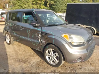 KIA KIA SOUL +