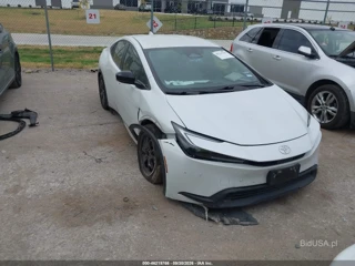 TOYOTA TOYOTA PRIUS LE