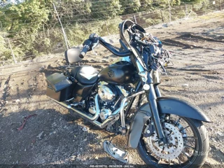 HARLEY-DAVIDSON HARLEY-DAVIDSON FLHX STREET GLIDE