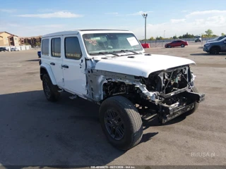 JEEP JEEP WRANGLER 4-DOOR SAHARA 4X4