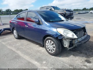 NISSAN NISSAN VERSA SV