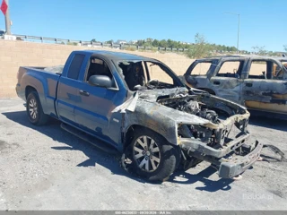 MITSUBISHI MITSUBISHI RAIDER DURO CROSS V8