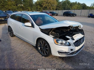 VOLVO VOLVO V60 T5 PREMIER
