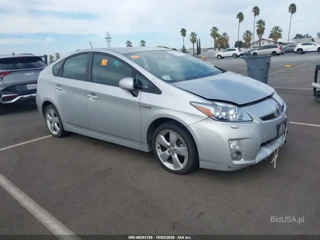 TOYOTA TOYOTA PRIUS V