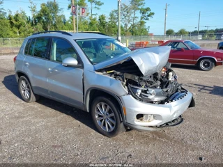 VOLKSWAGEN VOLKSWAGEN TIGUAN SE