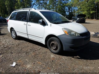 TOYOTA TOYOTA SIENNA LE