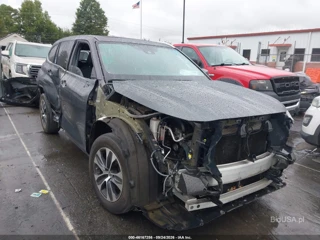 TOYOTA TOYOTA HIGHLANDER XLE