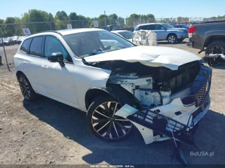 VOLVO VOLVO XC60 B5 ULTRA