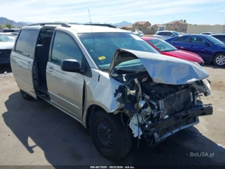 TOYOTA TOYOTA SIENNA LE