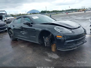 PORSCHE PORSCHE PANAMERA 4
