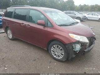 TOYOTA TOYOTA SIENNA XLE 8 PASSENGER