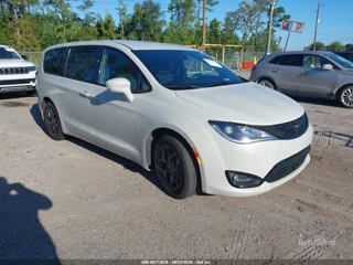 CHRYSLER CHRYSLER PACIFICA TOURING PLUS