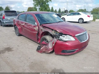 CHRYSLER CHRYSLER 200 LX