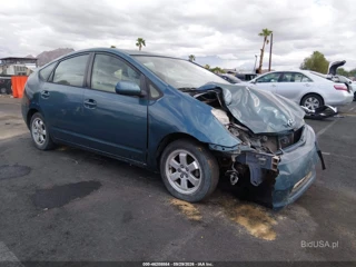 TOYOTA TOYOTA PRIUS