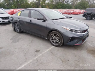 KIA KIA FORTE GT-LINE