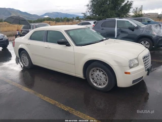 CHRYSLER CHRYSLER 300
