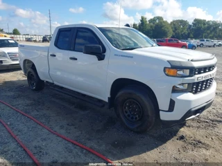 CHEVROLET CHEVROLET SILVERADO 1500 4WD  STANDARD BED CUSTOM