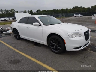 CHRYSLER CHRYSLER 300 TOURING