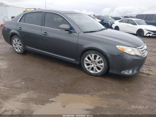 TOYOTA TOYOTA AVALON